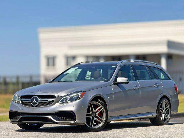 2015 Mercedes-Benz E-Class E 63 AMG AWD photo