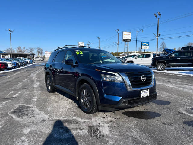 2022 Nissan Pathfinder SV 4WD photo