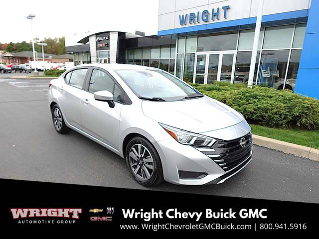 2023 Nissan Versa SV FWD photo