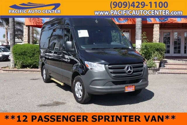 2021 Mercedes-Benz Sprinter  RWD photo