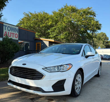 2019 Ford Fusion S FWD photo