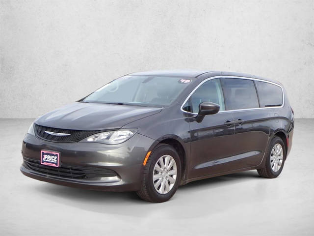 2019 Chrysler Pacifica Minivan L FWD photo