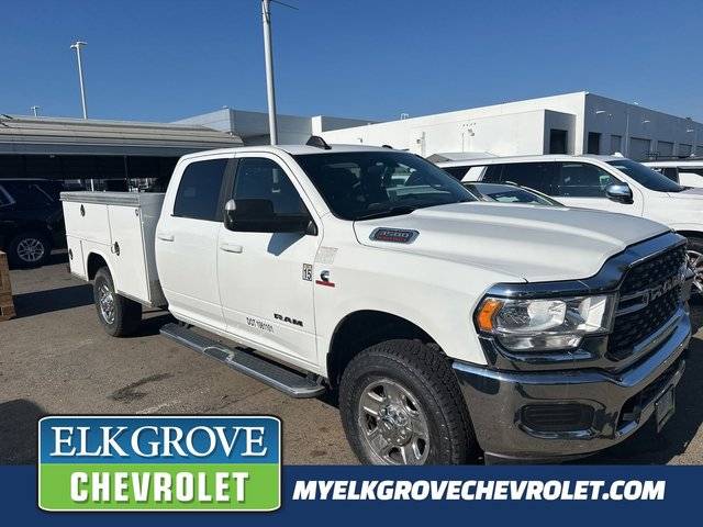 2022 Ram 3500 Big Horn 4WD photo