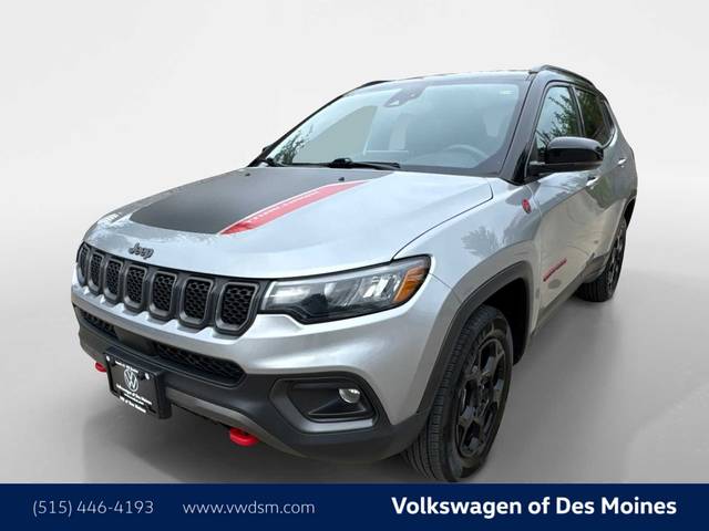 2023 Jeep Compass Trailhawk 4WD photo