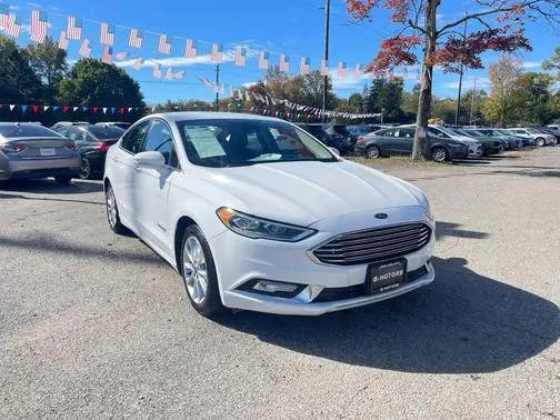 2017 Ford Fusion Hybrid SE FWD photo