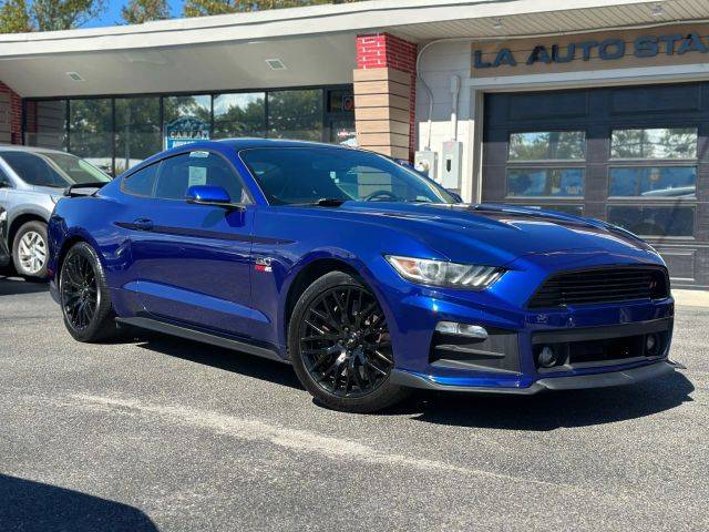 2016 Ford Mustang GT Premium RWD photo