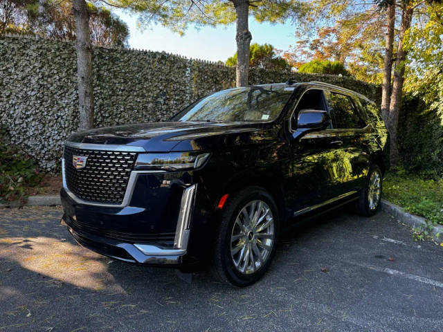 2023 Cadillac Escalade 4WD Premium Luxury 4WD photo