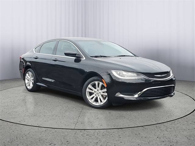 2015 Chrysler 200 Limited FWD photo