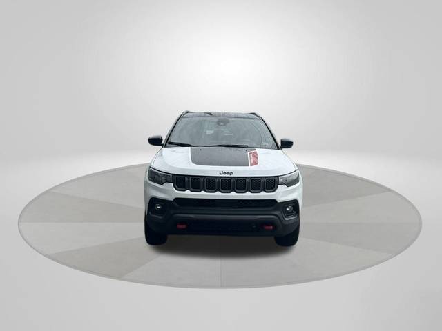 2023 Jeep Compass Trailhawk 4WD photo
