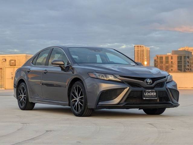 2022 Toyota Camry SE FWD photo