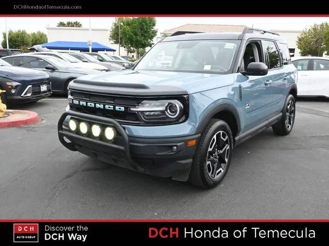 2021 Ford Bronco Sport Outer Banks 4WD photo