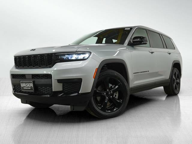 2023 Jeep Grand Cherokee L Altitude 4WD photo
