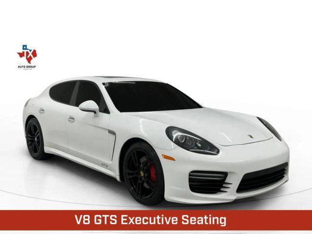2015 Porsche Panamera GTS AWD photo