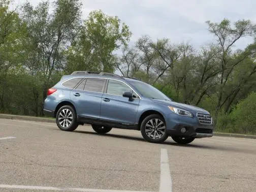 2016 Subaru Outback 2.5i Limited AWD photo