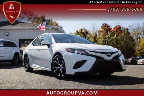 2020 Toyota Camry SE FWD photo