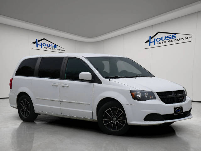 2016 Dodge Grand Caravan SE Plus FWD photo