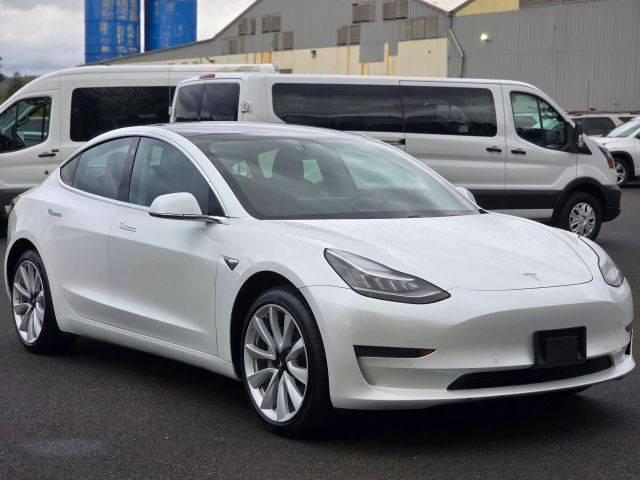 2020 Tesla Model 3 Standard Range Plus RWD photo