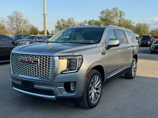 2023 GMC Yukon XL Denali 4WD photo
