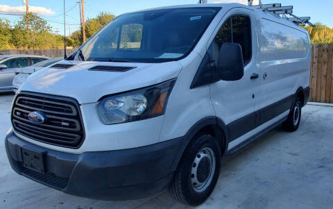 2019 Ford Transit Van  RWD photo