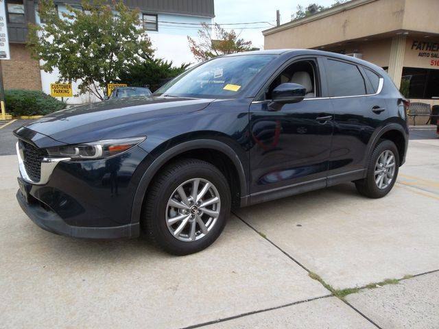2022 Mazda CX-5 2.5 S Preferred Package AWD photo