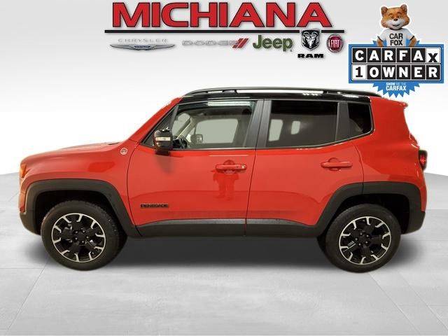 2023 Jeep Renegade Trailhawk 4WD photo