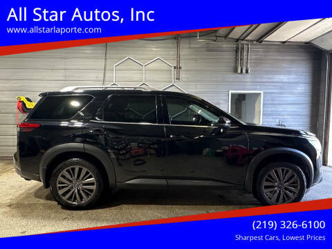 2023 Nissan Pathfinder SL 4WD photo