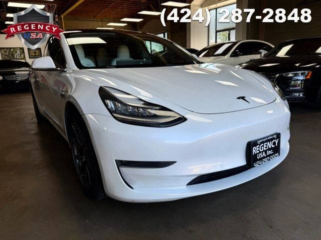 2020 Tesla Model 3 Standard Range RWD photo