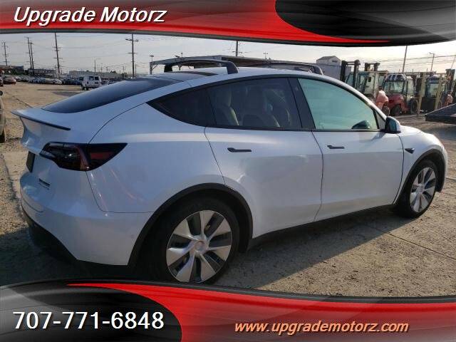 2021 Tesla Model Y Long Range AWD photo