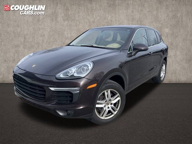2016 Porsche Cayenne  AWD photo