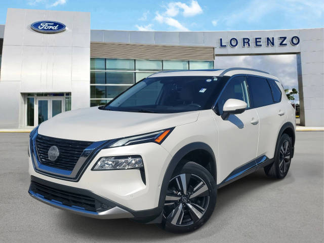 2021 Nissan Rogue Platinum FWD photo