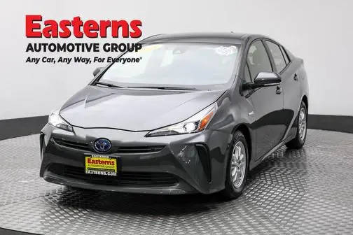 2022 Toyota Prius LE FWD photo