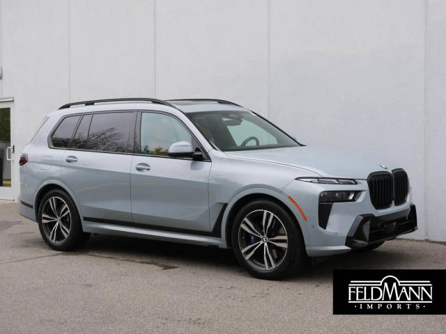 2023 BMW X7 xDrive40i AWD photo
