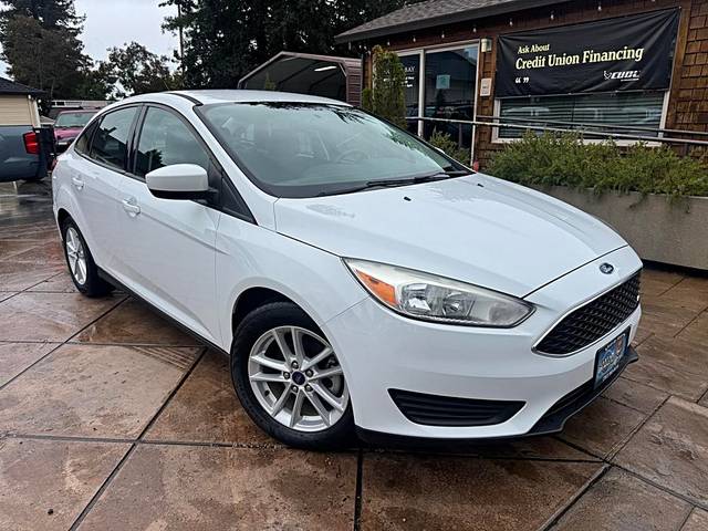 2018 Ford Focus SE FWD photo