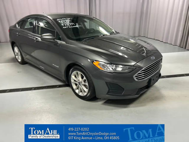 2019 Ford Fusion SE FWD photo