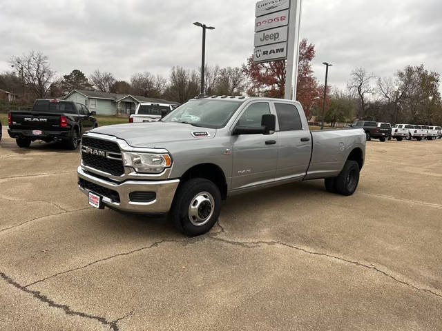 2022 Ram 3500 Tradesman 4WD photo