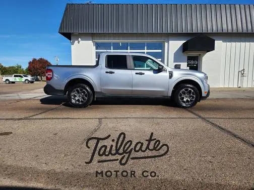 2022 Ford Maverick XLT AWD photo