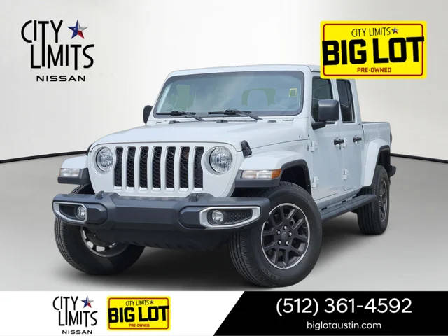 2023 Jeep Gladiator Overland 4WD photo