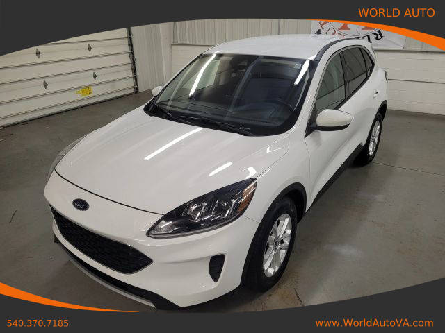 2021 Ford Escape SE FWD photo