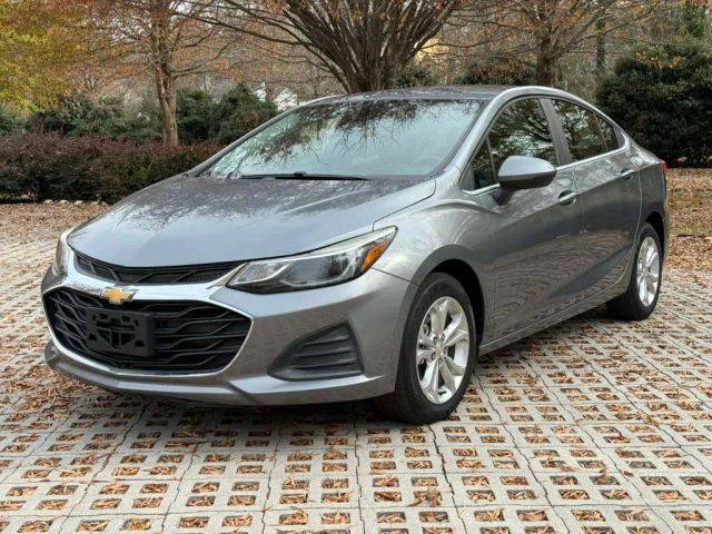 2019 Chevrolet Cruze LT FWD photo