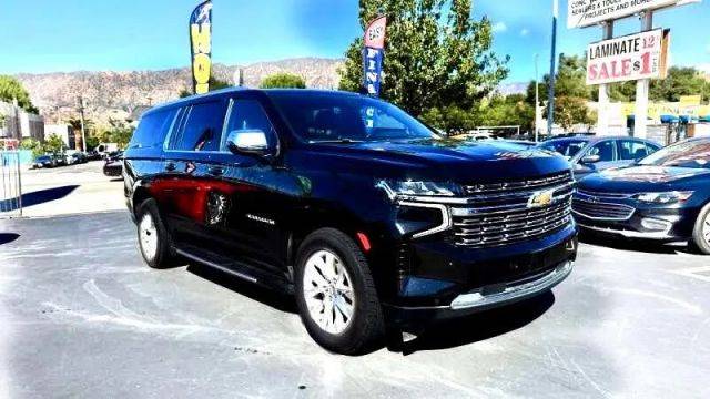 2023 Chevrolet Suburban Premier 4WD photo