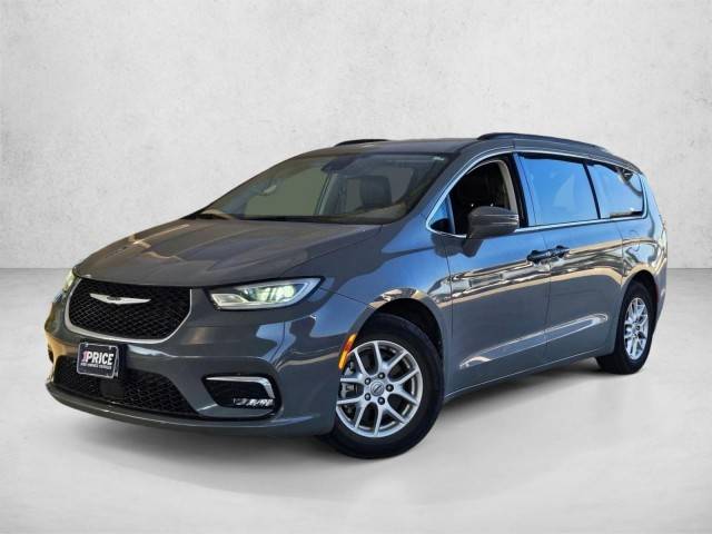 2022 Chrysler Pacifica Minivan Touring L FWD photo