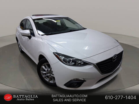 2015 Mazda 3 i Touring FWD photo