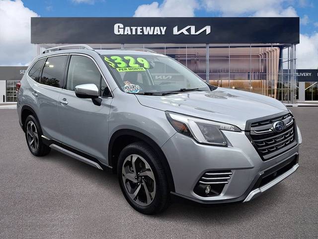 2022 Subaru Forester Touring AWD photo