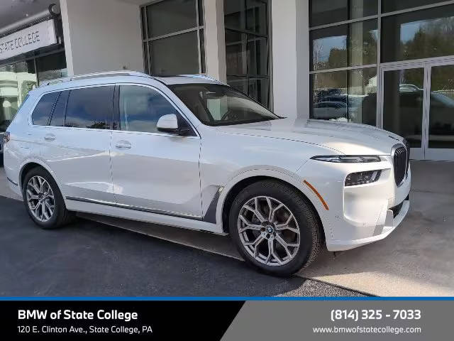 2023 BMW X7 xDrive40i AWD photo