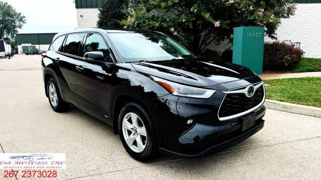 2021 Toyota Highlander Hybrid LE AWD photo