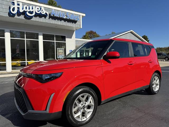 2023 Kia Soul LX FWD photo