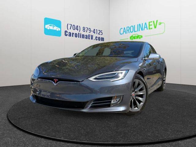 2020 Tesla Model S  AWD photo