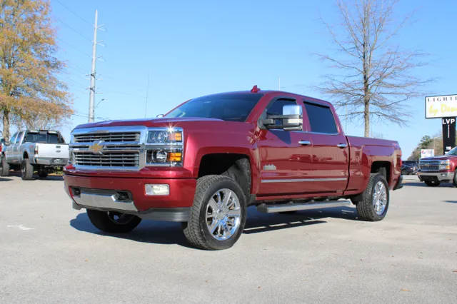 2015 Chevrolet Silverado 1500 High Country 4WD photo