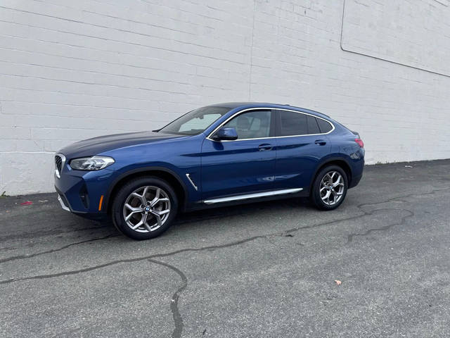 2023 BMW X4 xDrive30i AWD photo