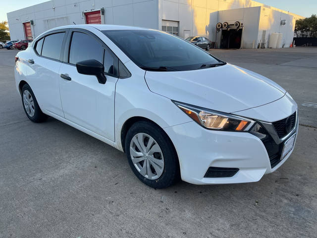 2021 Nissan Versa S FWD photo